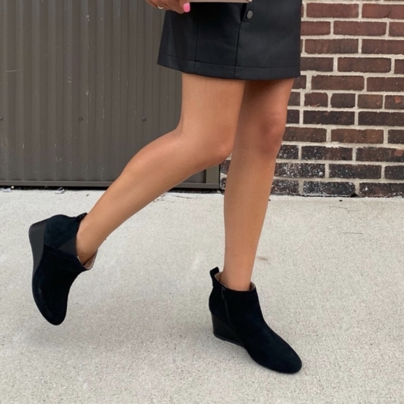 Vionic Paloma Wedge Bootie Weather Resistant Black Women's 8 - Picture 2 of 14